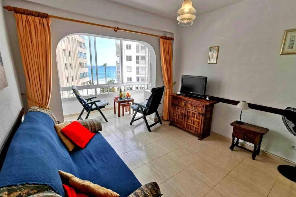 Comfy Sea View Apartment With Parking Кальпе Экстерьер фото